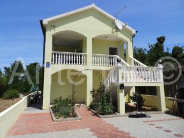 House with apartments, Sale, Vrsi, Mulo